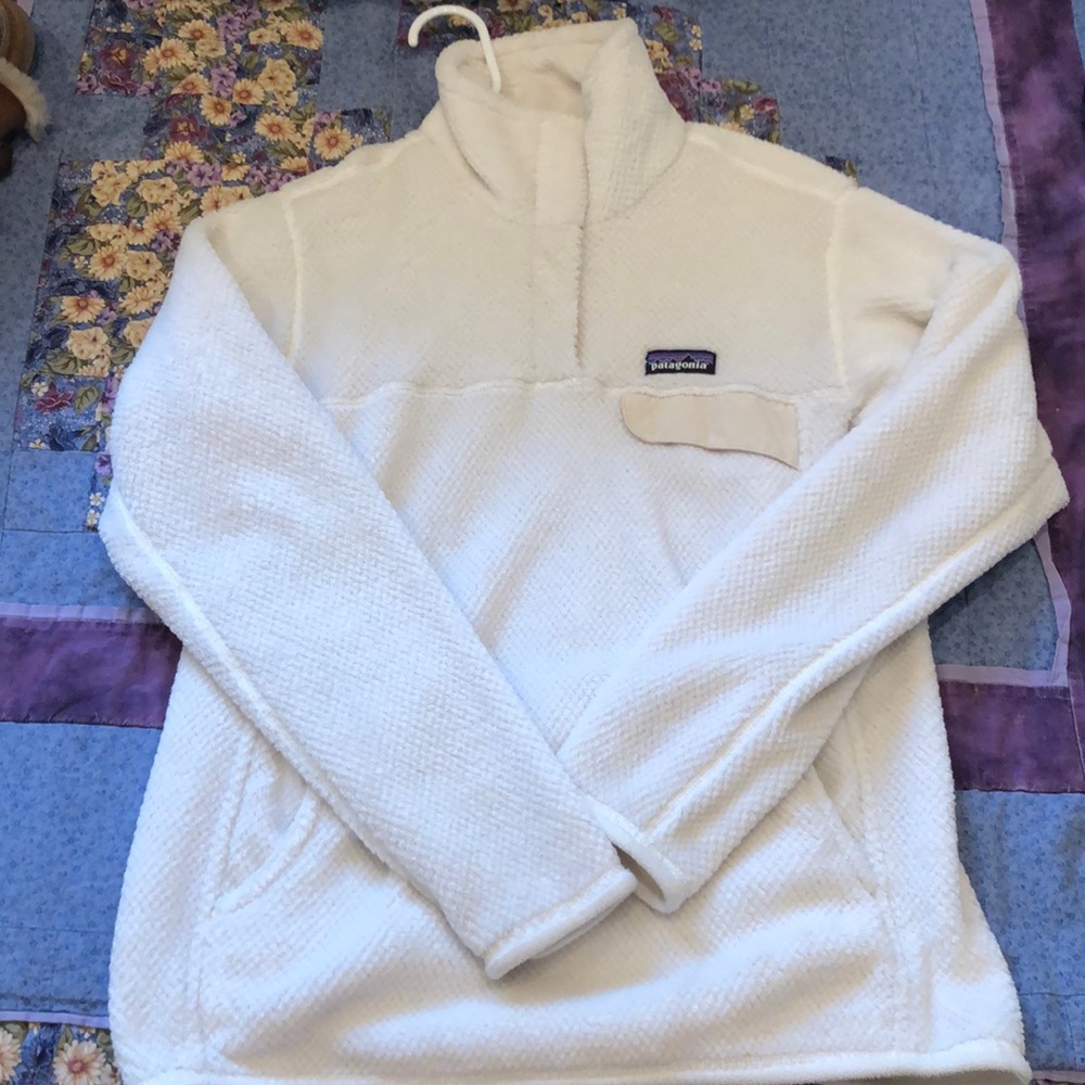 patagonia fleece quarter button up!